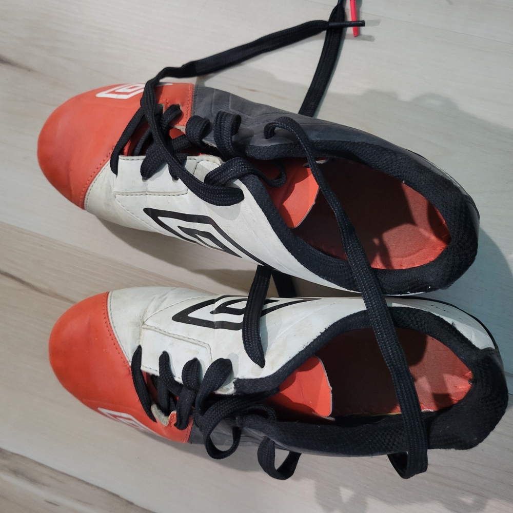 Umbro Soccer Cleats